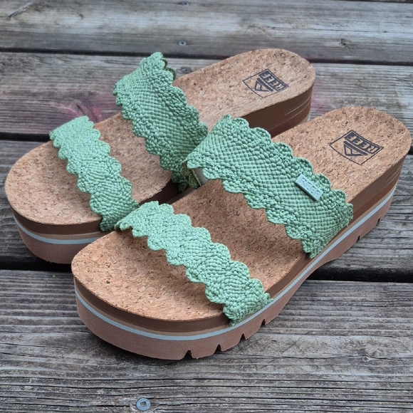 Reef Shoes - Reef Cusion Vista Higher Strap Sandals